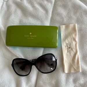 Kate Spade ♠️ Jolyn 58mm Sunglasses in Black/Gold 🖤💛